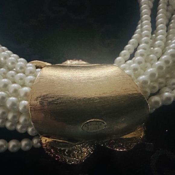 Stunning Kenneth Jay Lane Faux Pearl Snake Pink Rhinestone Necklace! - Picture 13 of 16